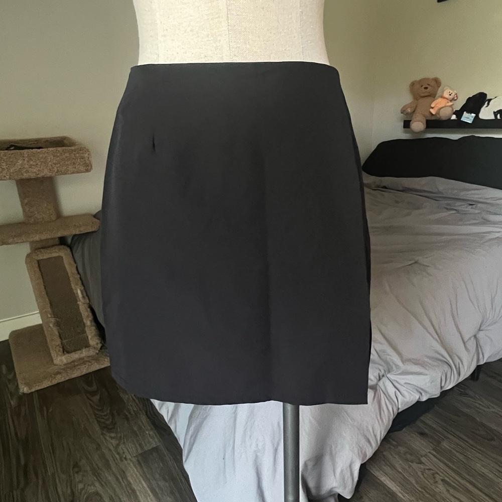 zip up fitted skirt